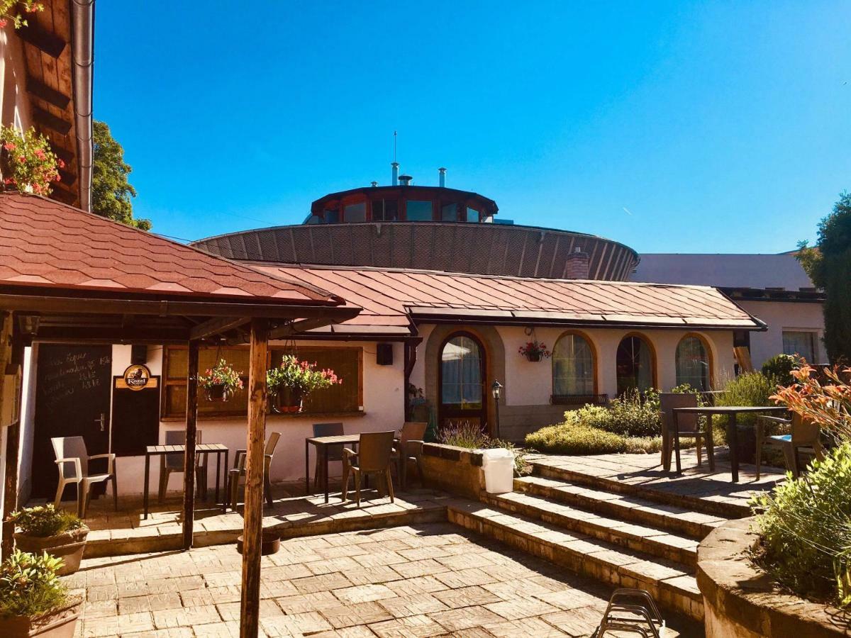 Pension Verona Novy Bor Exterior photo